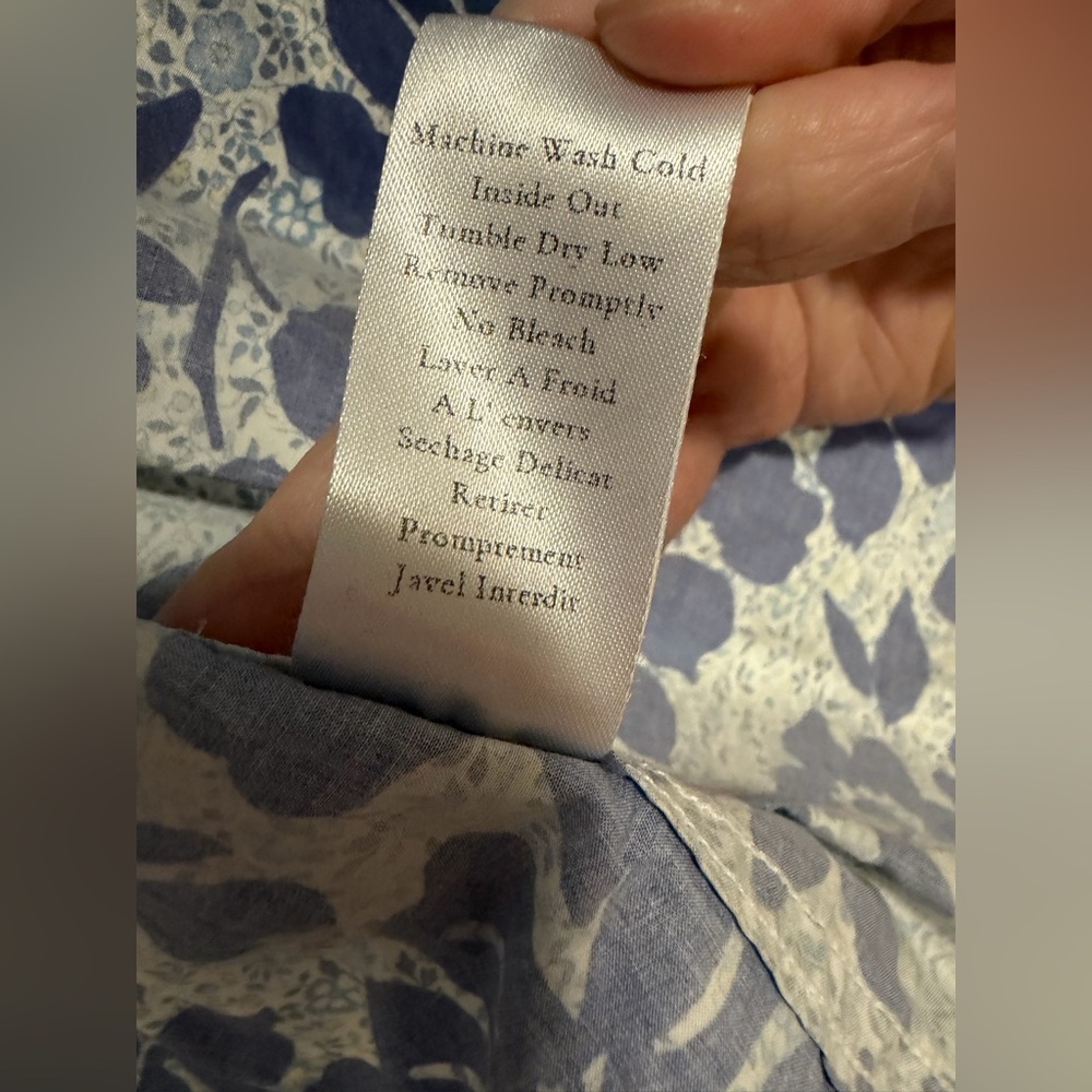 Frank & Eileen ‘Frank’ Blue Floral Button-Down Shirt EUC - Picture 6 of 8